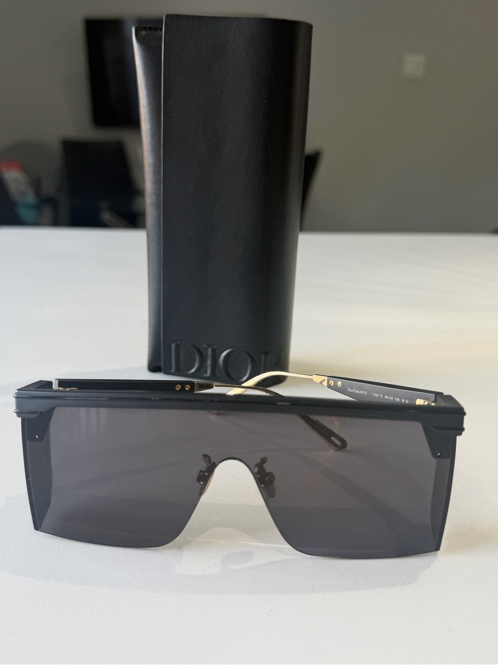 Dior DiorClub M1U Black Shield Sunglasses 11A0 with Case